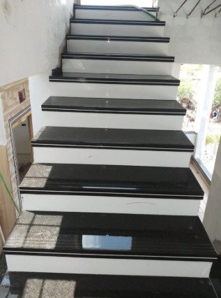 Natural Granite Staircase 1